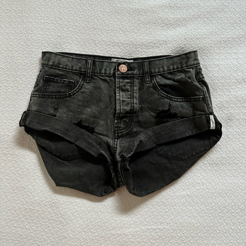 One Teaspoon - NEW- Black Distressed